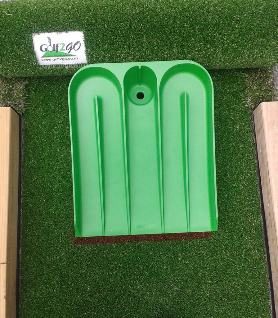 portable mini golf close up